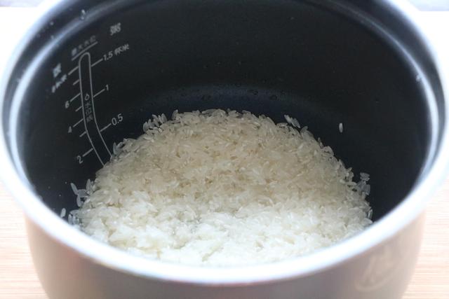 排骨米饭用的什么排骨？