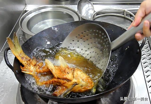 鱼锅调料都有什么呀，做鱼锅用什么调料
