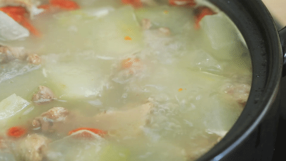 枸杞菜鸭汤是吃什么作用，秋冬来碗老鸭汤,滋阴养胃,清热解火,最适合不过了!