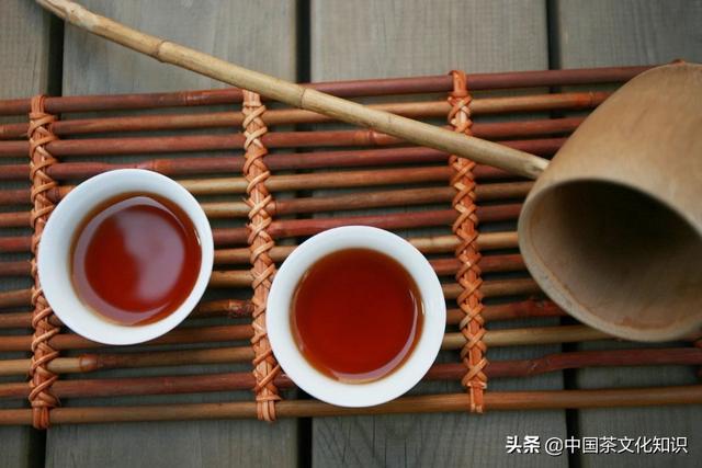 用什么杯子喝红茶好呢，冲泡红茶的正确方法