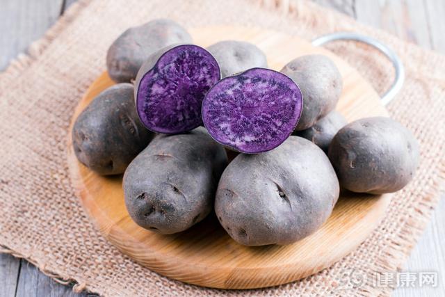 紫薯与红薯有什么区别，白薯,红薯,紫薯,哪个营养价值高