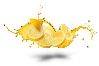 喝柠檬泡水有什么好处，柠檬泡水的好处