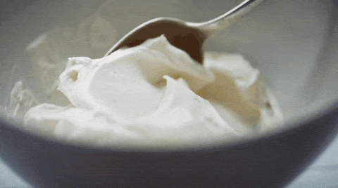玻璃瓶的酸奶为什么稠，浓稠的酸奶是因为加了增稠剂吗