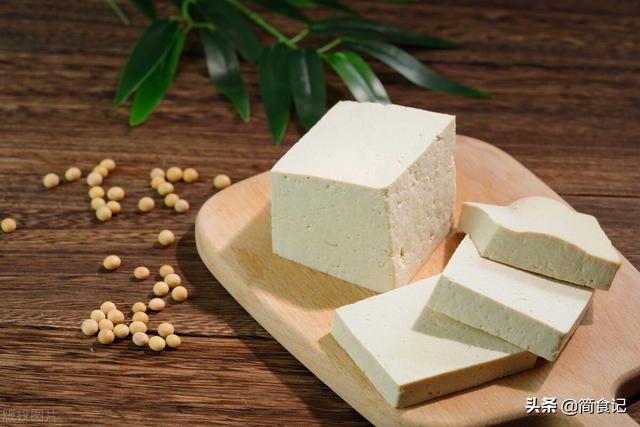 北豆腐是什么豆腐，“南豆腐”和“北豆腐”有啥区别？差别不止一点，可别再乱买了