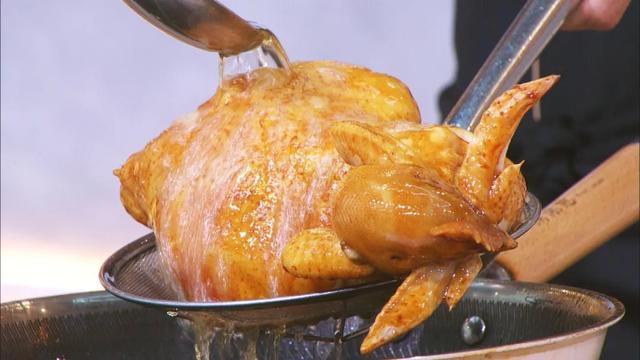鸡肉和什么香料搭配，黄芪当归蒸鸡吃的作用