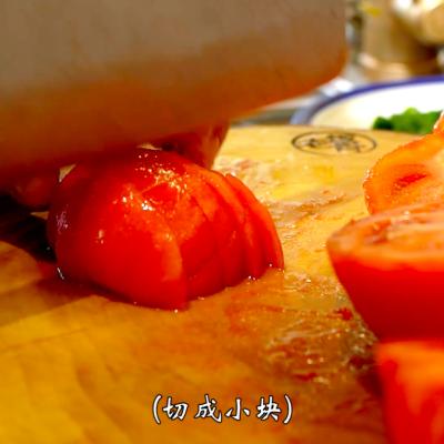 牛腩顿炖柿子是什么口，牛腩顿柿子的做法